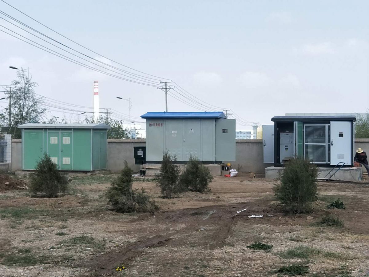 公司新購(gòu)變壓器到廠吊裝 公司新購(gòu)變壓器到廠吊裝