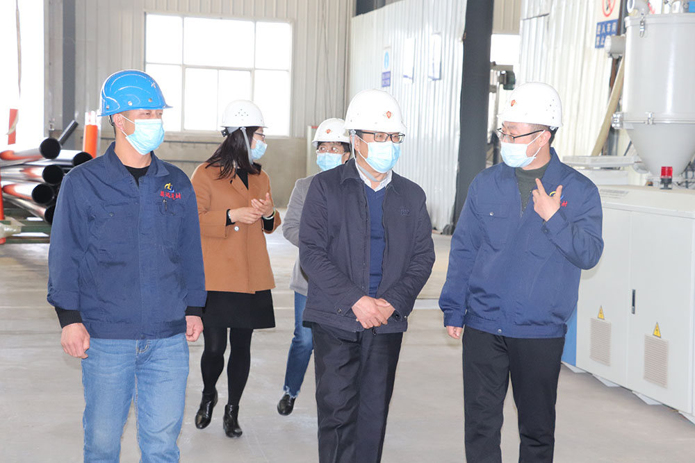 定西市總工會(huì)一行領(lǐng)導(dǎo)蒞臨我司，檢查工會(huì)組織工作職能落實(shí)情況